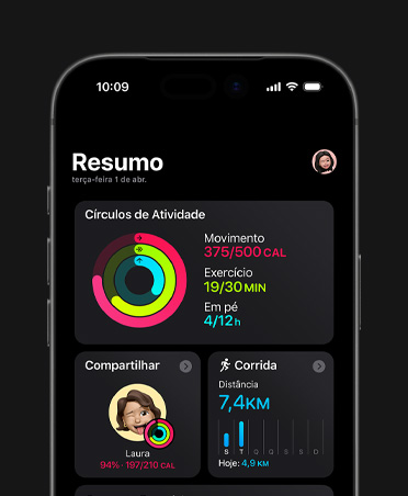 iPhone 17, tela Resumo do app Fitness, círculos de Atividade, métricas de Movimento, Exercício e Ficar em Pé, compartilhamento de atividades com a turma, estatísticas semanais de Corrida