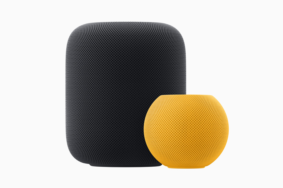 HomePod (2. generation) og HomePod mini vist i farverne midnat og gul.