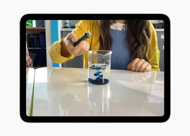 iPad som visar den kreativa aktiviteten Video: Se mer i slowmotion.