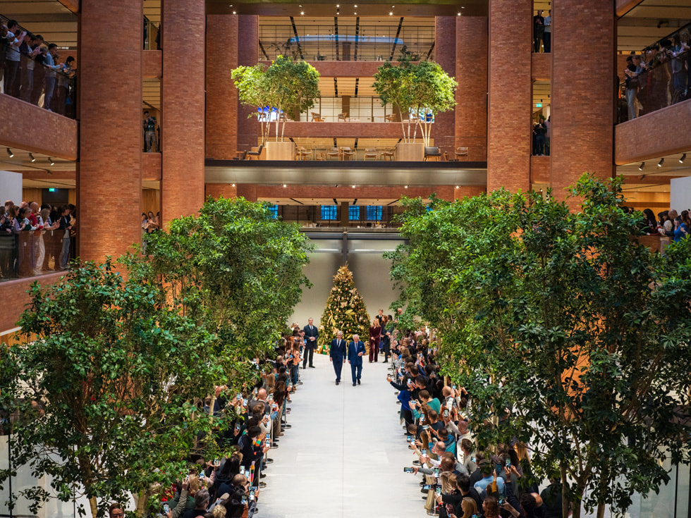 Une vue intérieure agrandie de la centrale électrique de Battersea.