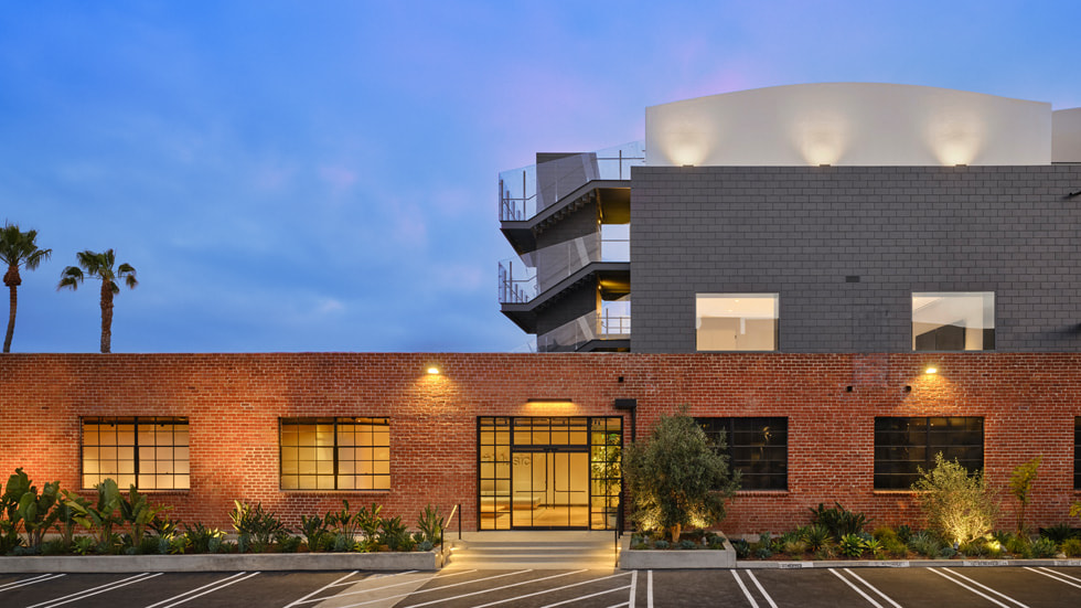 Yeni Los Angeles stüdyo alanı.