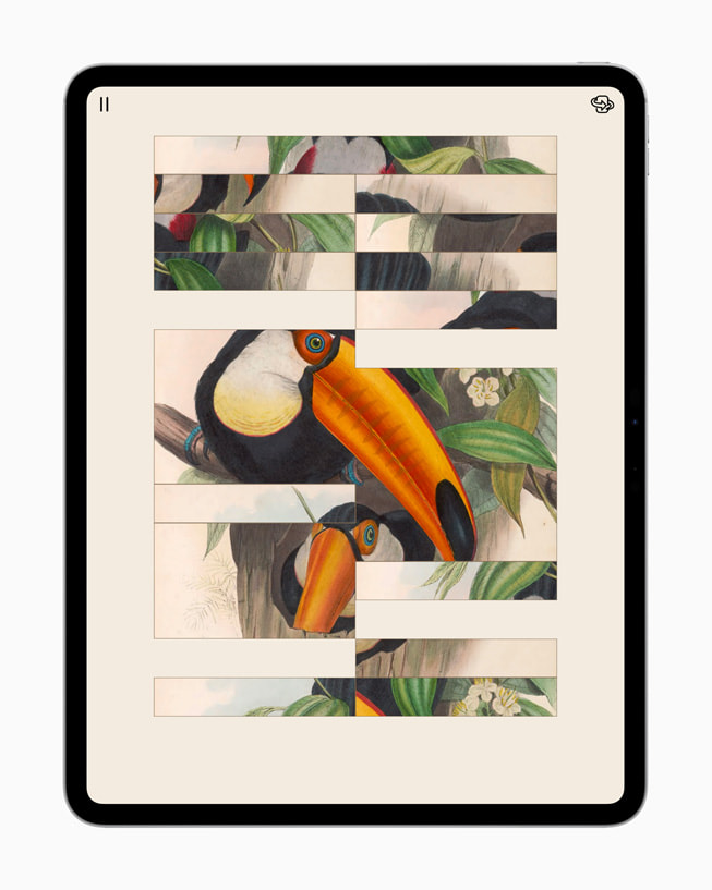 iPad’de Art of Fauna oyunu gösteriliyor.