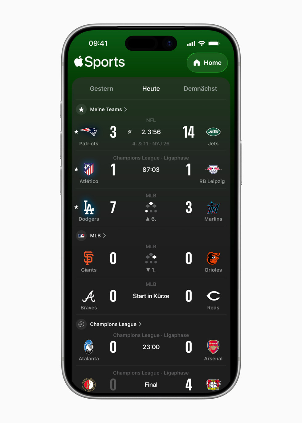 Ein iPhone 17 Pro mit einem Apple Sports Screen mit verschiedenen Spielen aus verschiedenen Ligen.