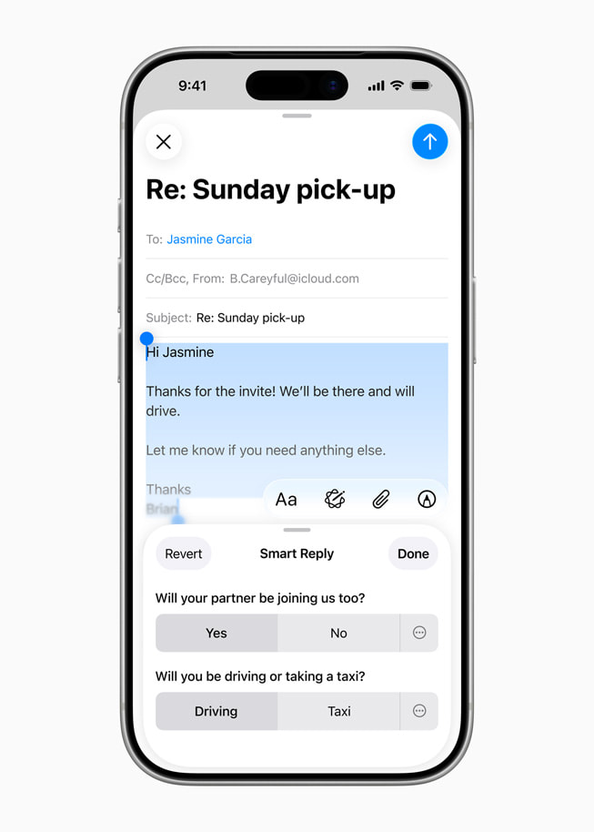 iPhone viser et svarforslag med forslag til at besvare bestemte spørgsmål.
