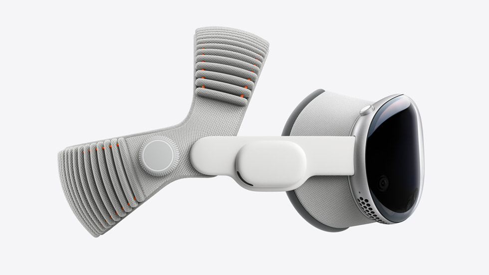 상부 및 하부 스트랩이 보이는 듀얼 니트 밴드를 옆에서 바라본 모습.