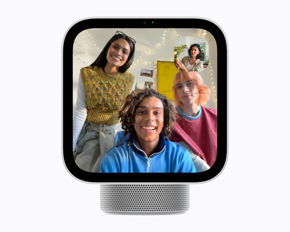 HomeView shows a group of people on a FaceTime call.
