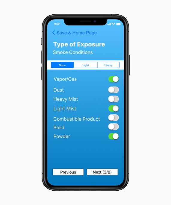 iPhone Xs에서 연기 상태를 보여주고 있는 FireX 앱 인터페이스의 스크린샷.