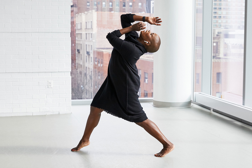 Hope Boykin wears her AirPods while dancing at The Ailey School.