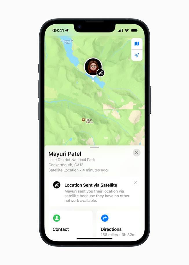 SOS d’urgence par satellite envoyant la localisation sur l’app Localiser de l’iPhone 14 Plus.