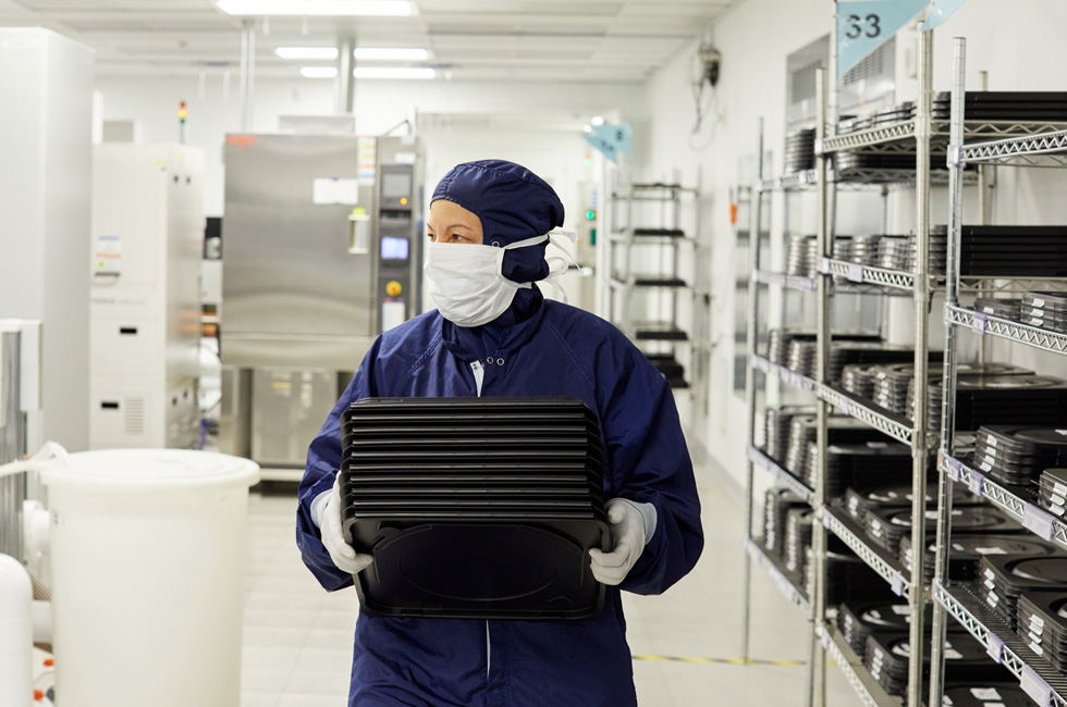 An employee at II-IV.