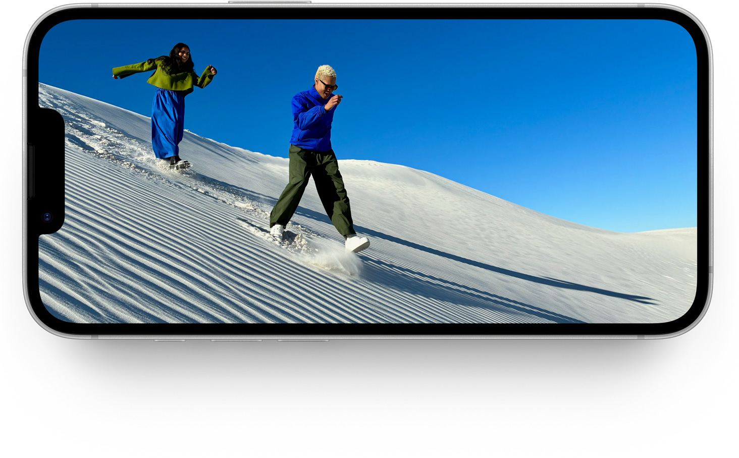 Imagen de un iPhone 16e que muestra la espectacular pantalla Super Retina XDR