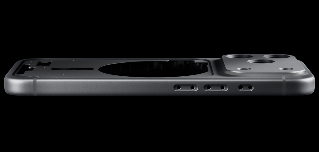 iPhone 17 Pro، الجزء الخلفي الخارجي، هيكل من قطعة واحدة من الألومنيوم المشكّل